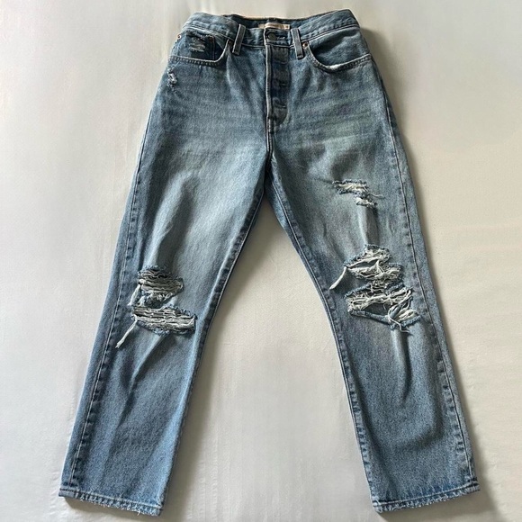 Levi’s Light Washed Straight Leg Jeans - Picture 1 of 7